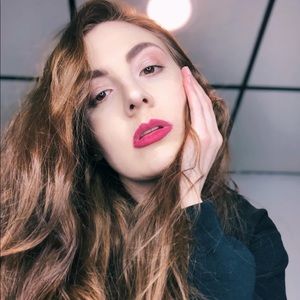 Meet your Posher, Kayla